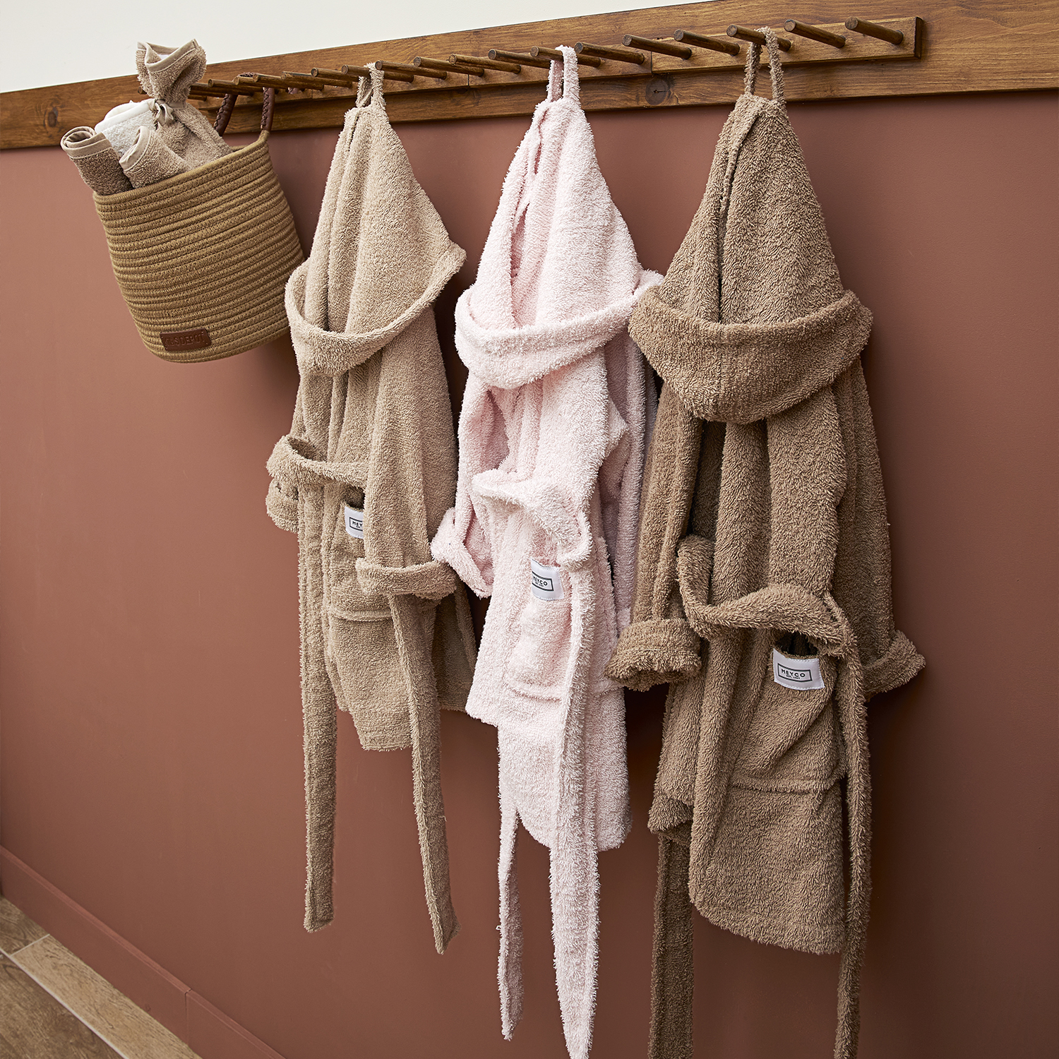 Baby badjas badstof Soft pink van Atelier Mellow