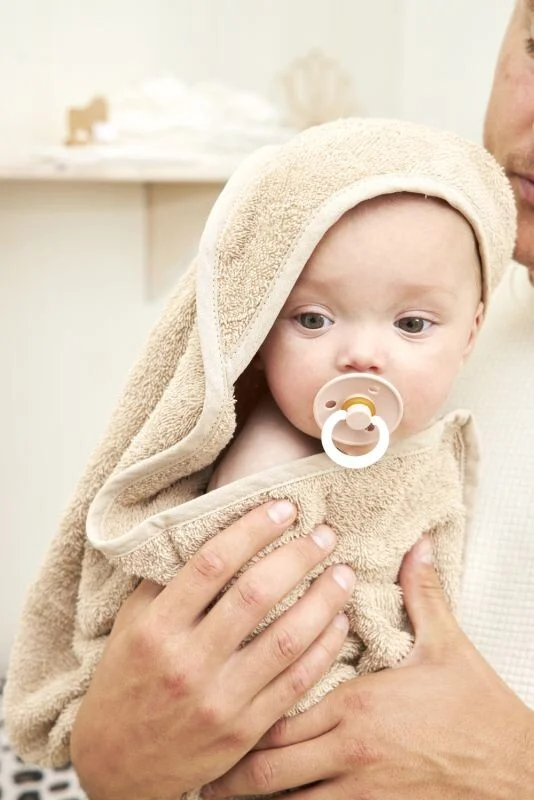 Baby badcape als persoonlijk kraamcadeau